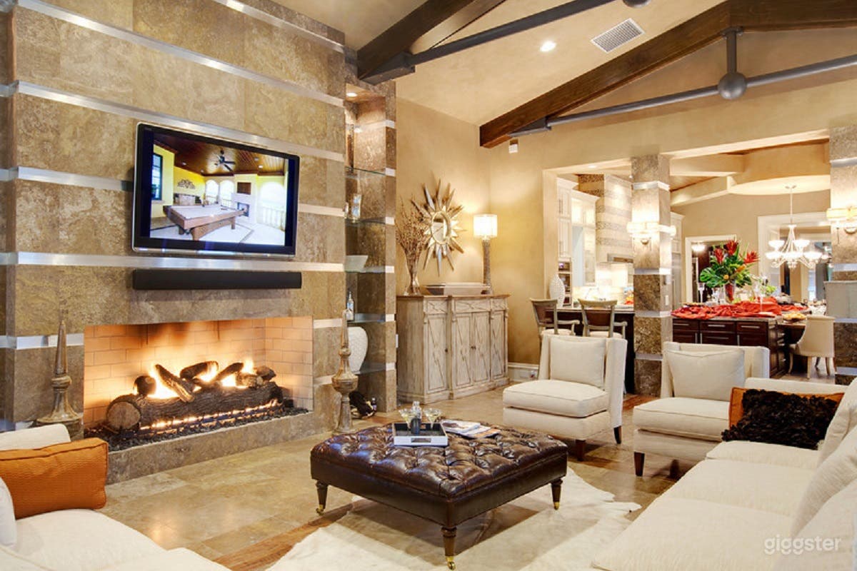 Classic Mansion Residence with Embassy Ambience Photo 3