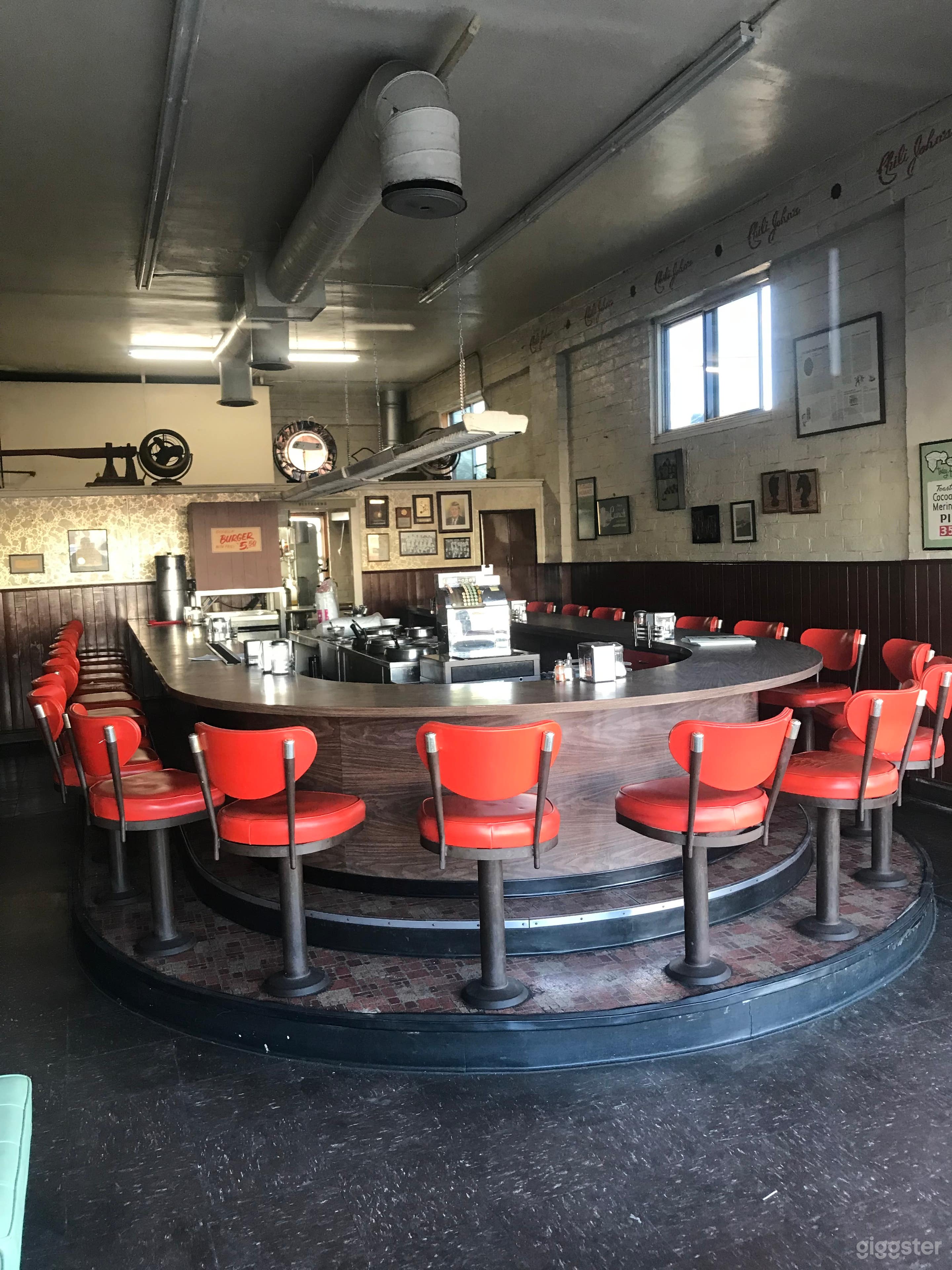 World Famous Classic Diner Photo 3