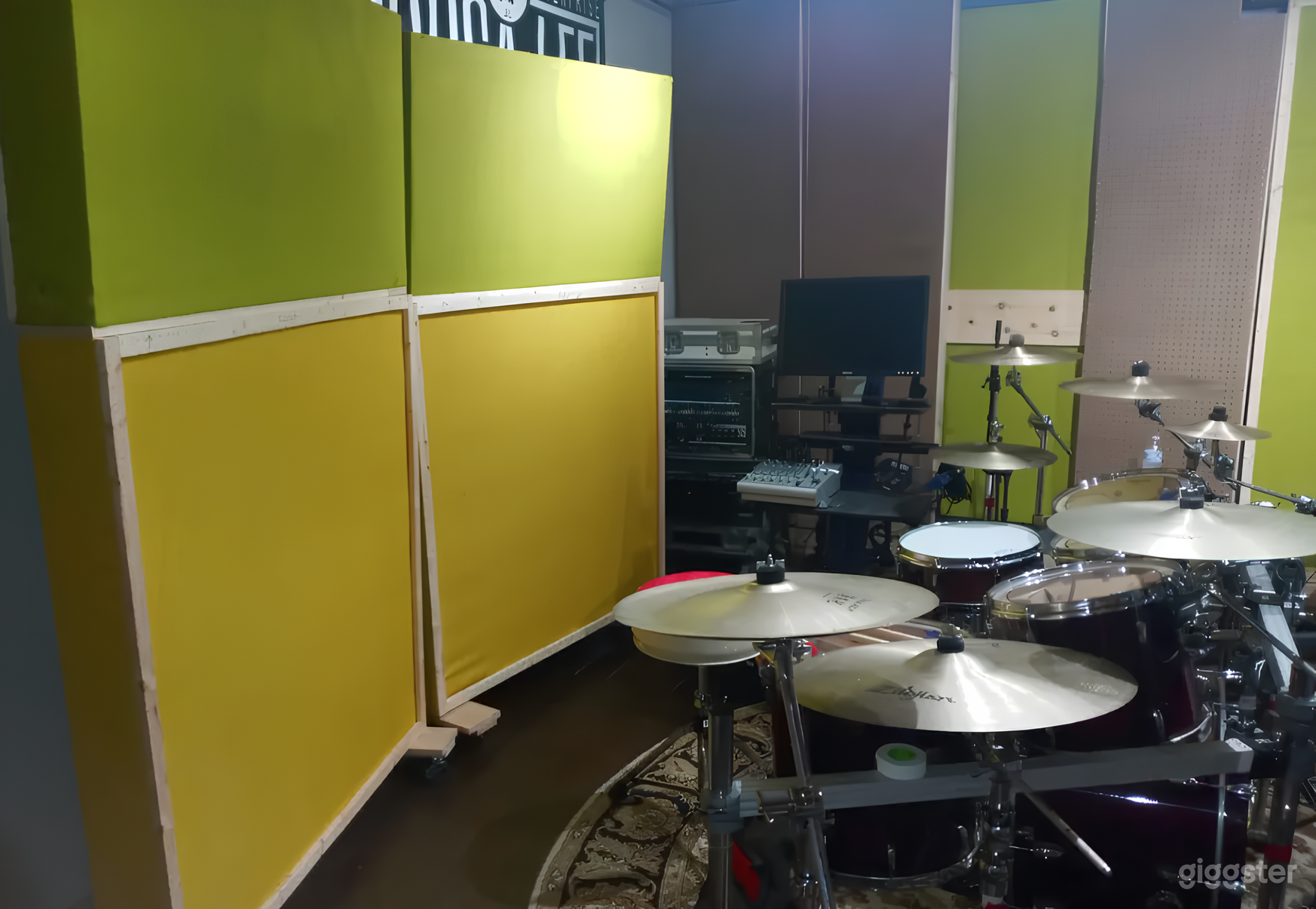 Professional Rehearsal & Recording Studio  Photo 3