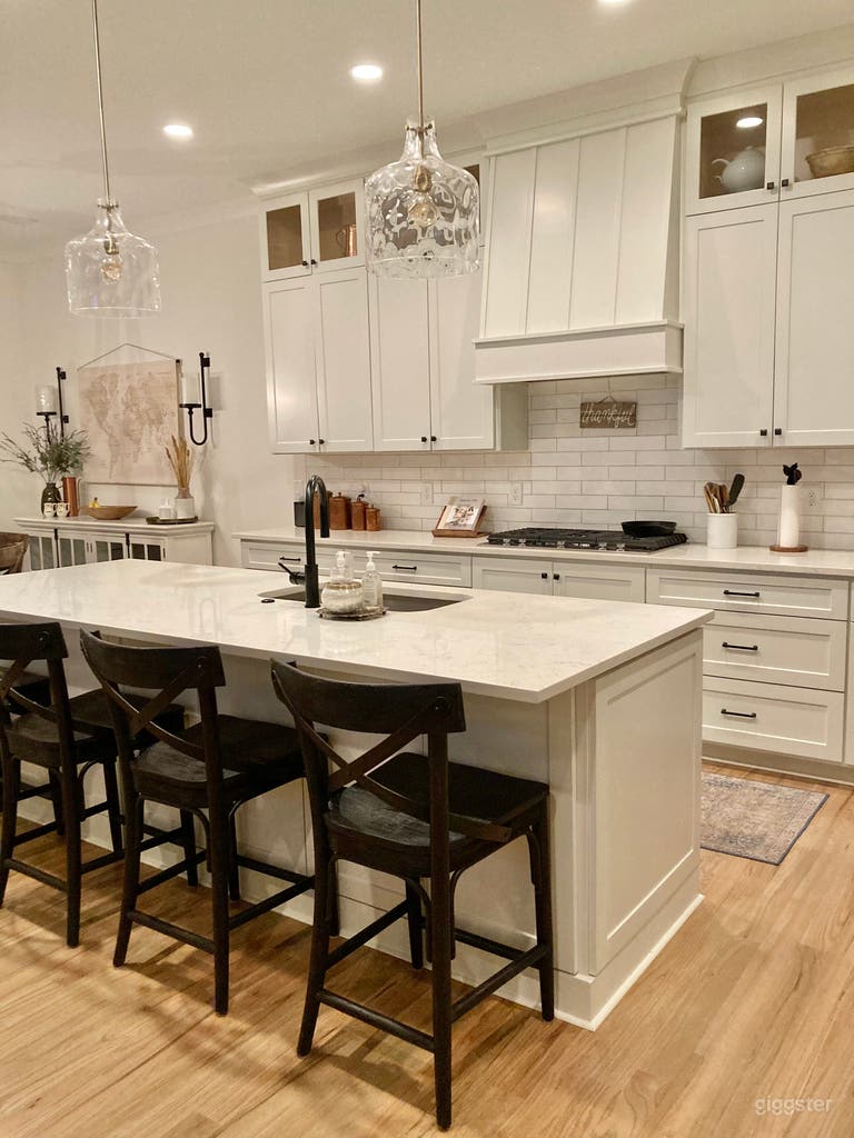  Family friendly Home convenient location 