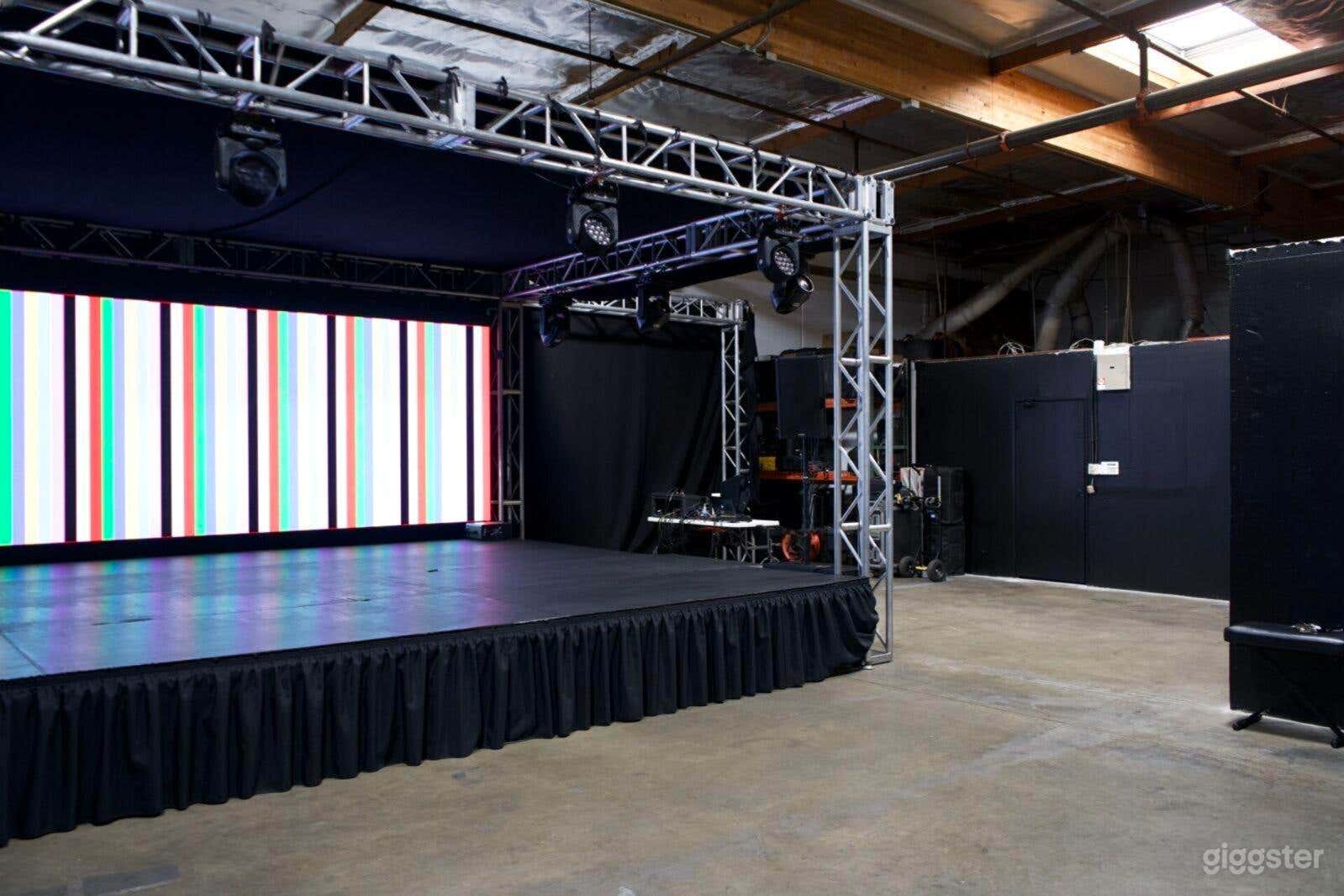 Music Production Warehouse Photo 4