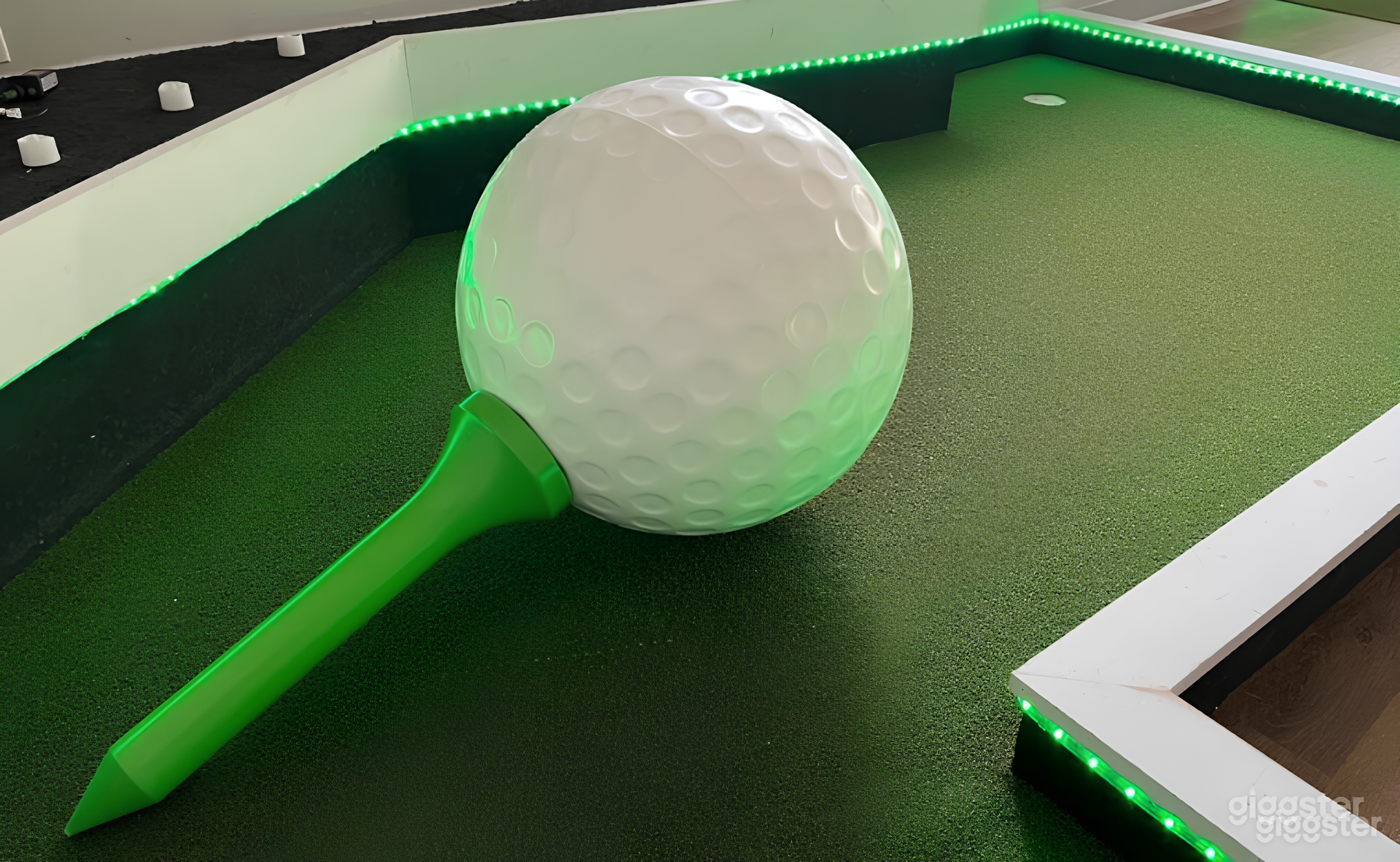 Newest Tech Mini Golf Photo 4
