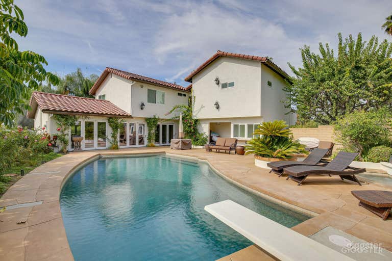  Luxurious Buena Park Home with Pool and Fire pit 