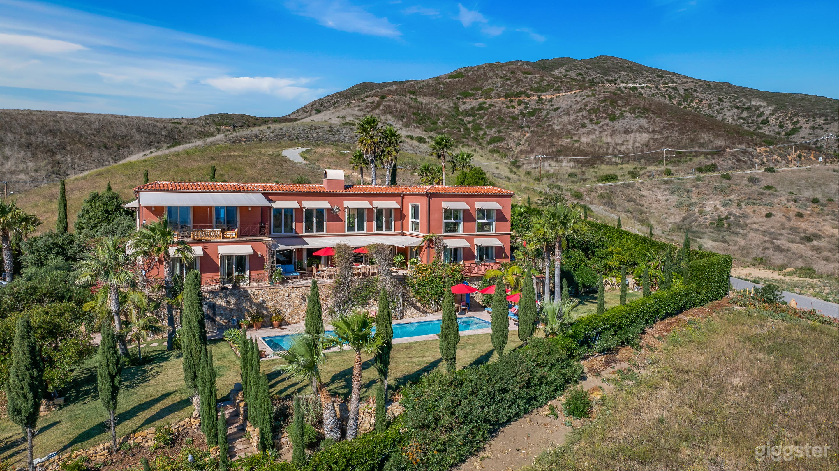 MALIBU SUMMER VILLA #223 Photo 3