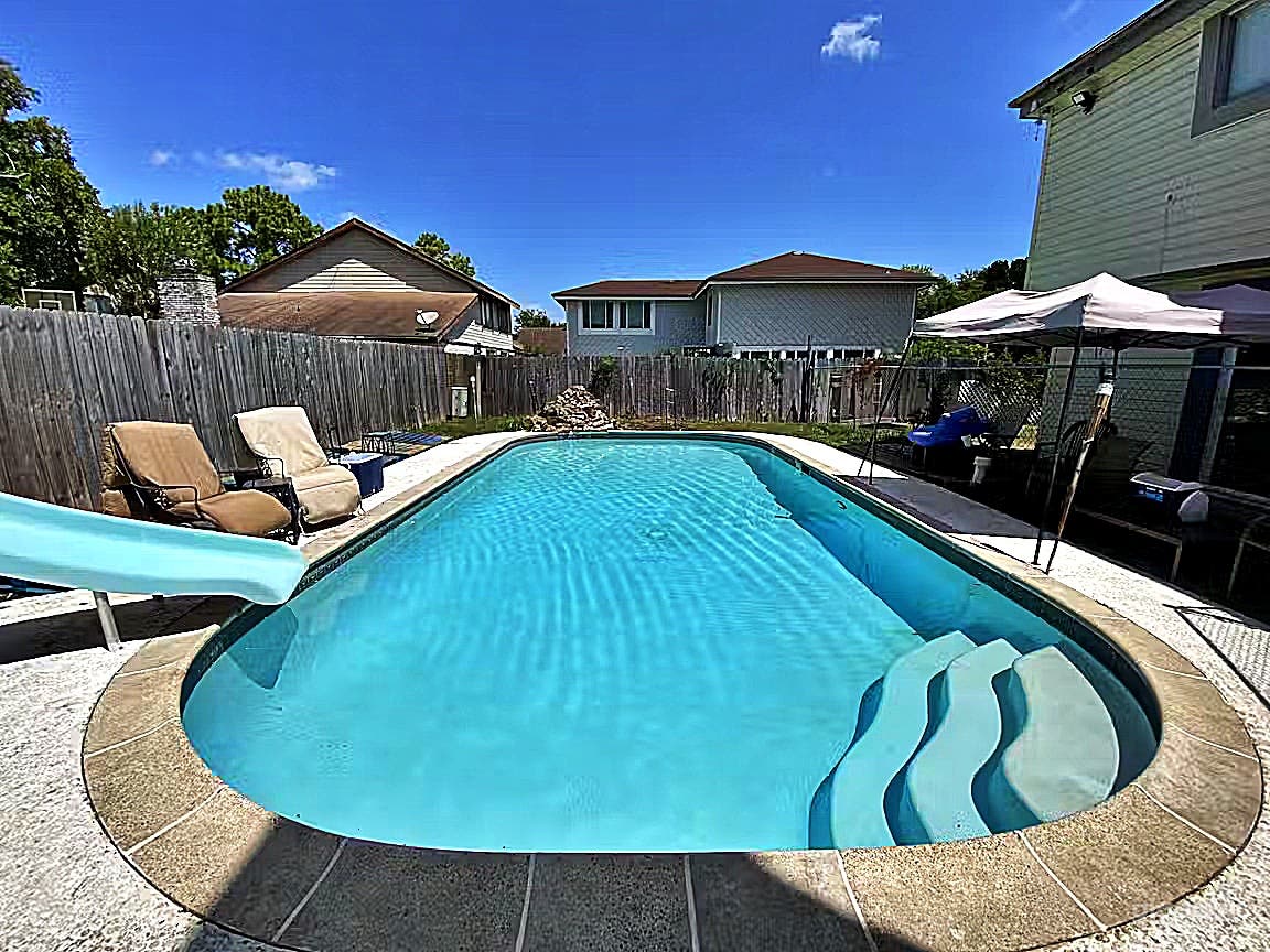 Boulder Ridge Pool Paradise Photo 1