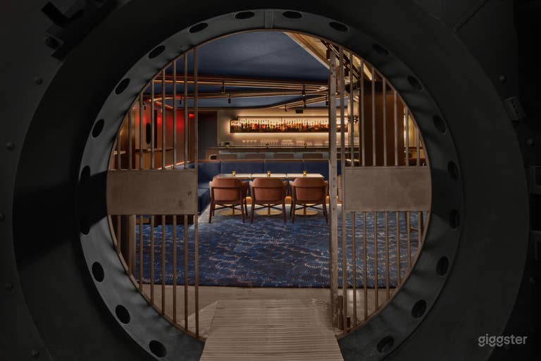  The Vault Bar & Lounge 