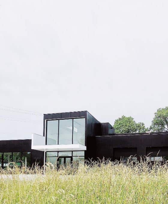 Full Studio - Daylight, Cyc Wall and Show Kitchen Studios Photo 4