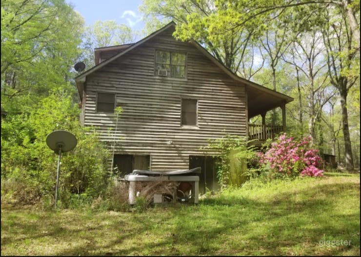 Rustic Style Home on Wooded Acres Photo 1