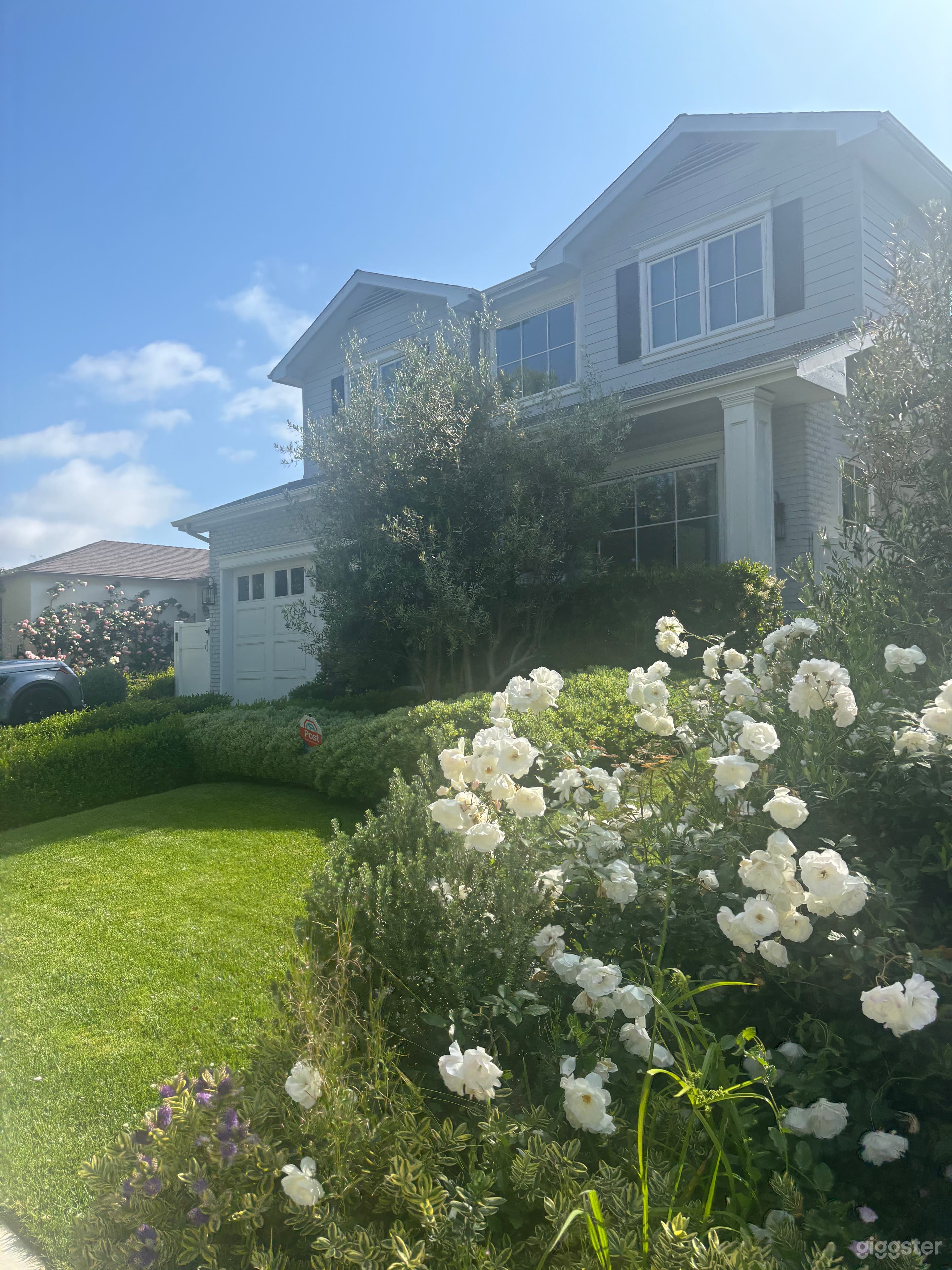 Modern bright cape cod family home with pool.  Photo 2
