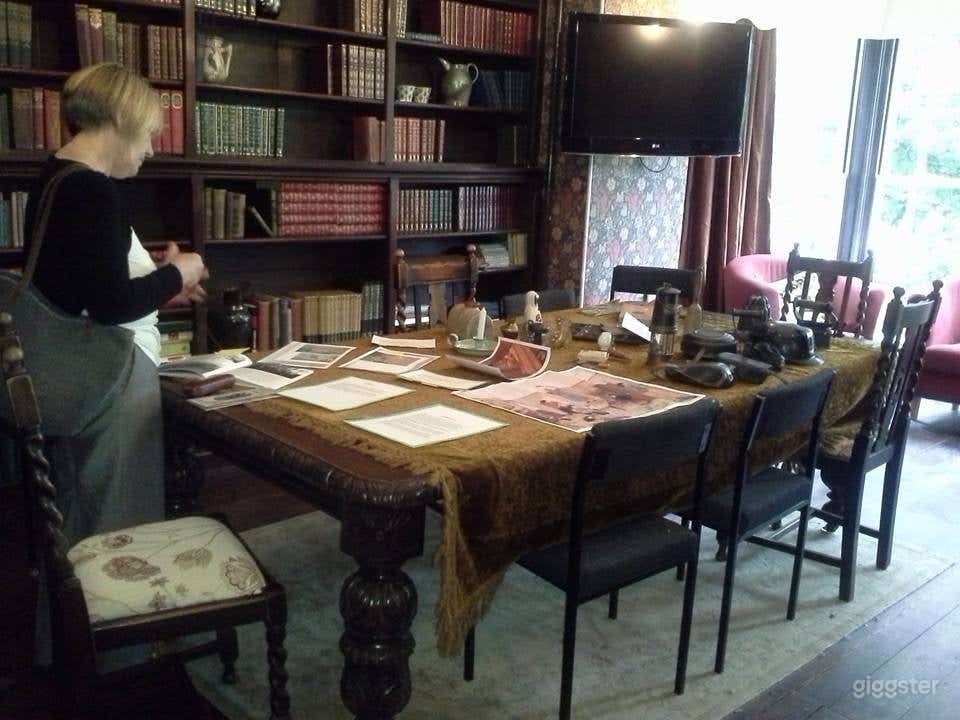 The Lounge for Relaxation and Intimate Gatherings Photo 4