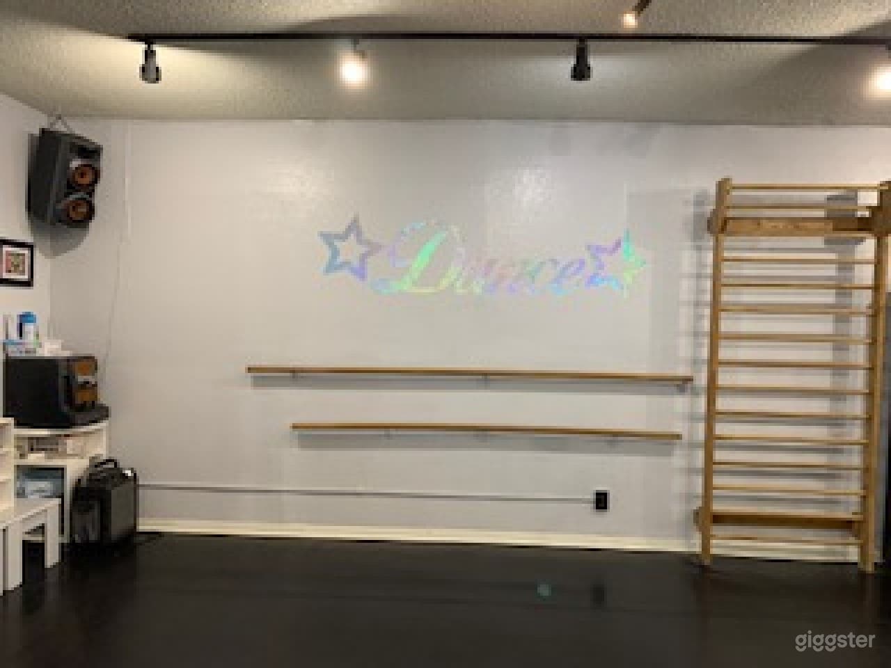 Well Equipped Dance Studio in Yucca Valley Photo 3