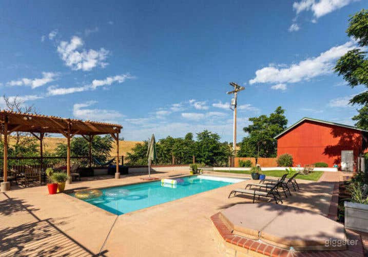 Pool in Lilac Farm Paso Photo 4