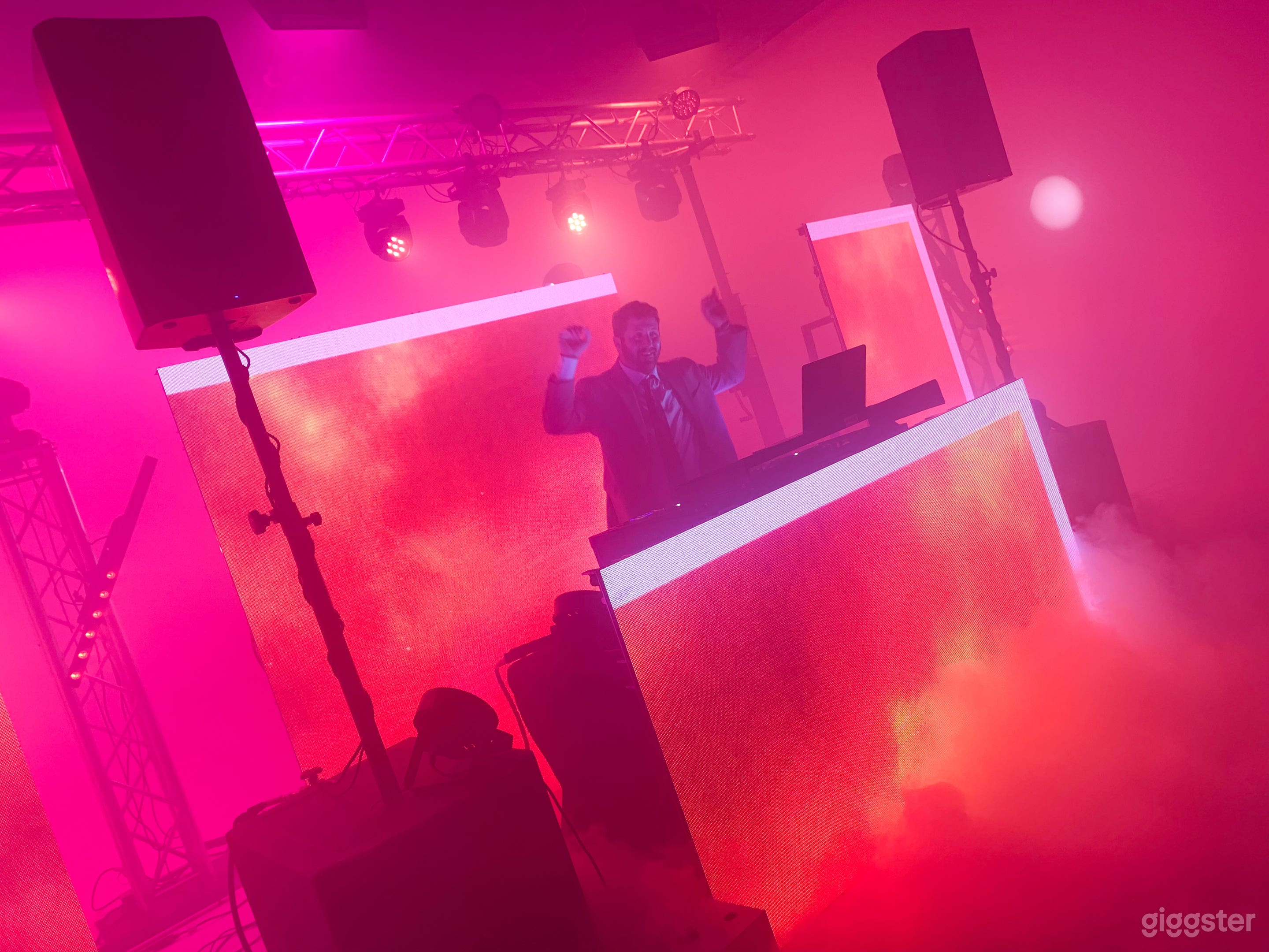 Events Space for Receptions &amp; Birthdays in Atlanta Photo 3