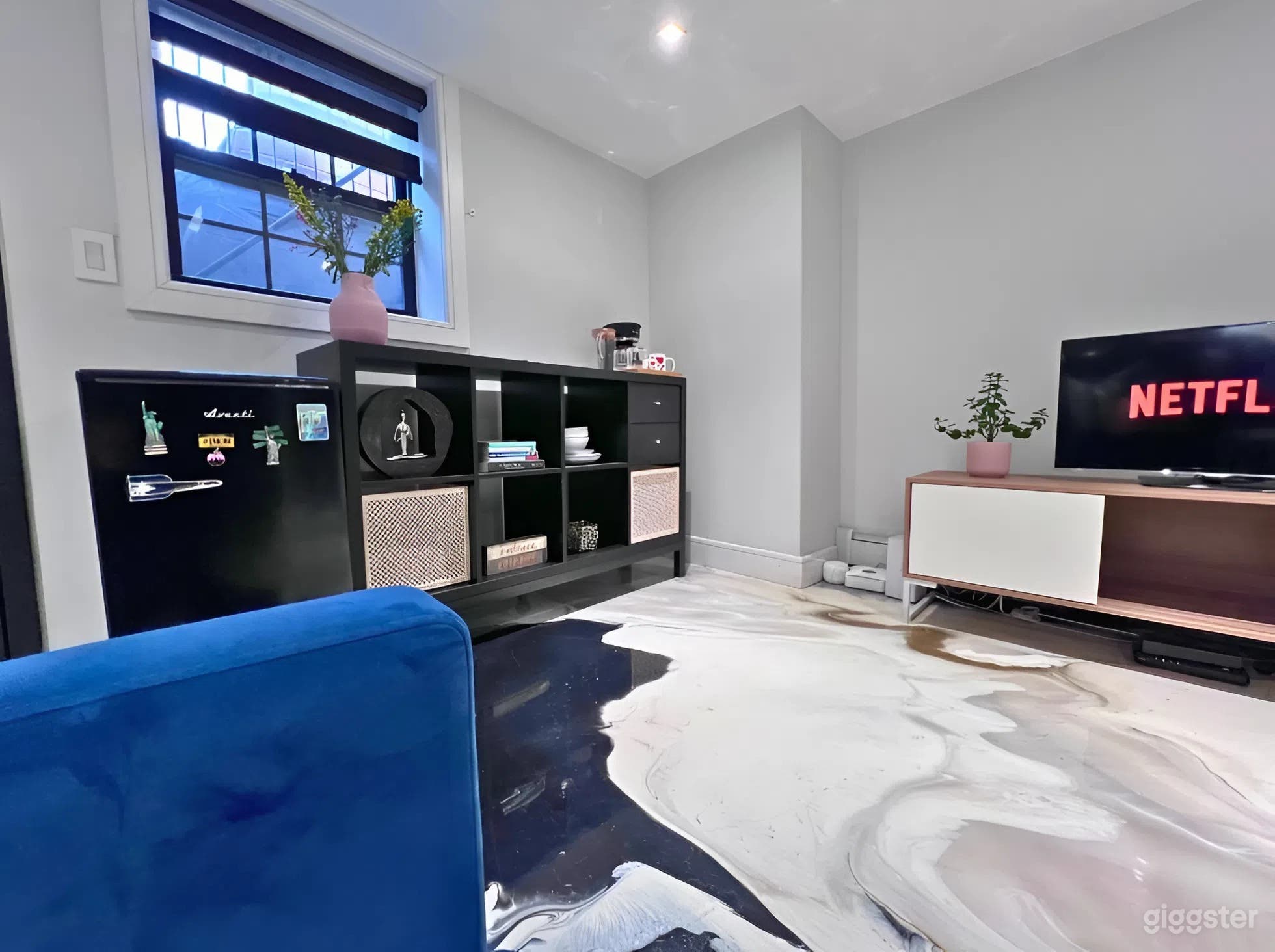 Multi Set, Sexy, Quiet Apartment Photo 4