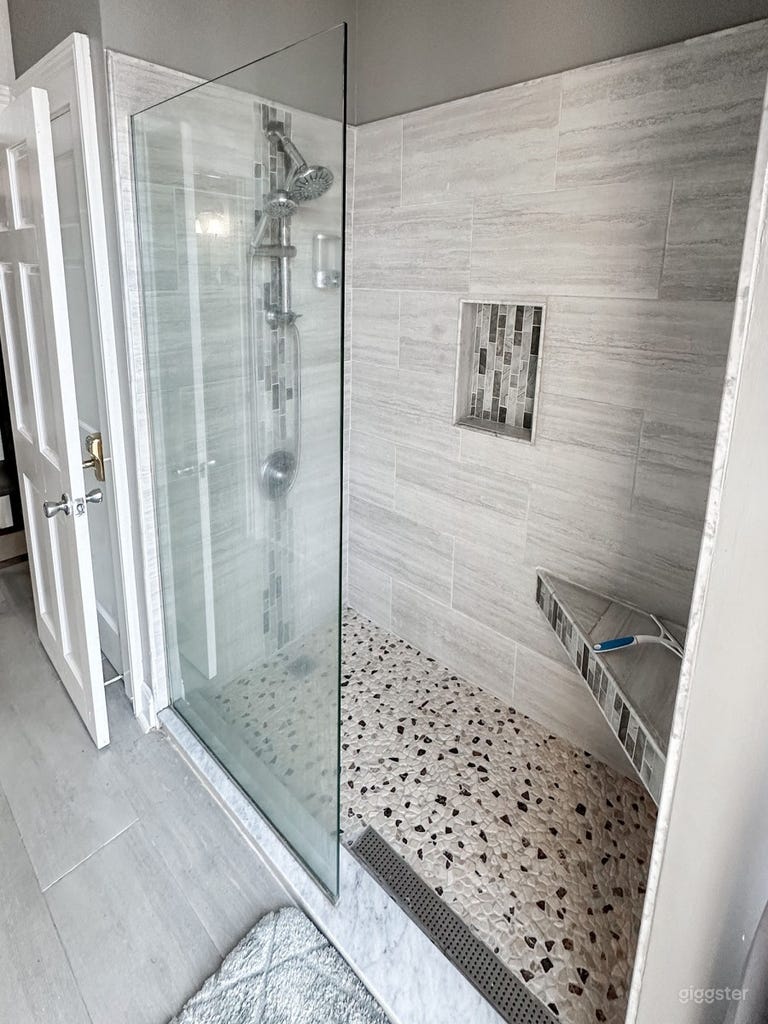  Beautiful historic venue 