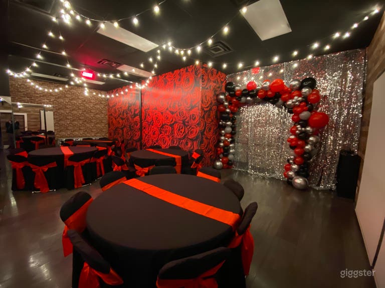  Small Rose Room Creative Space 