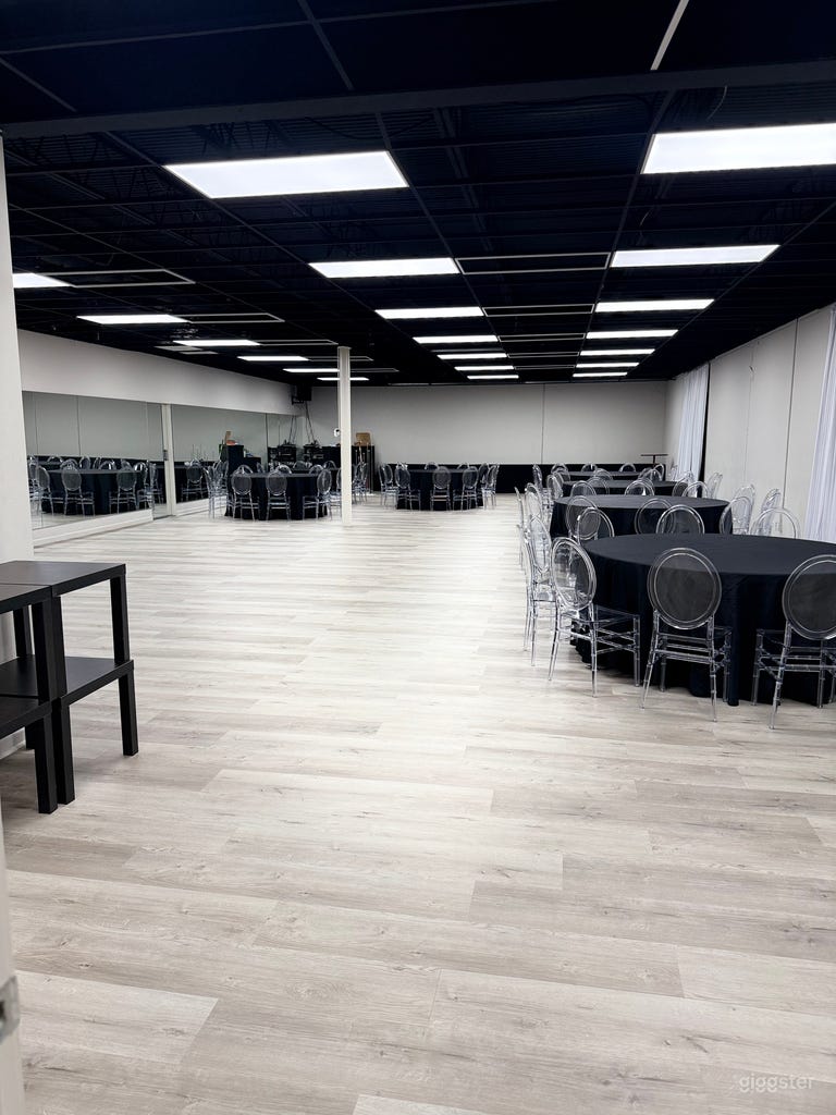  Versatile Event Space 