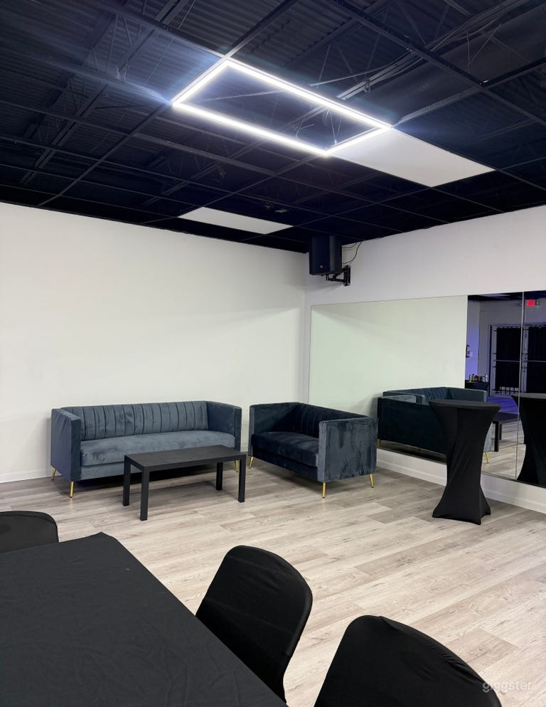  Versatile Event Space 