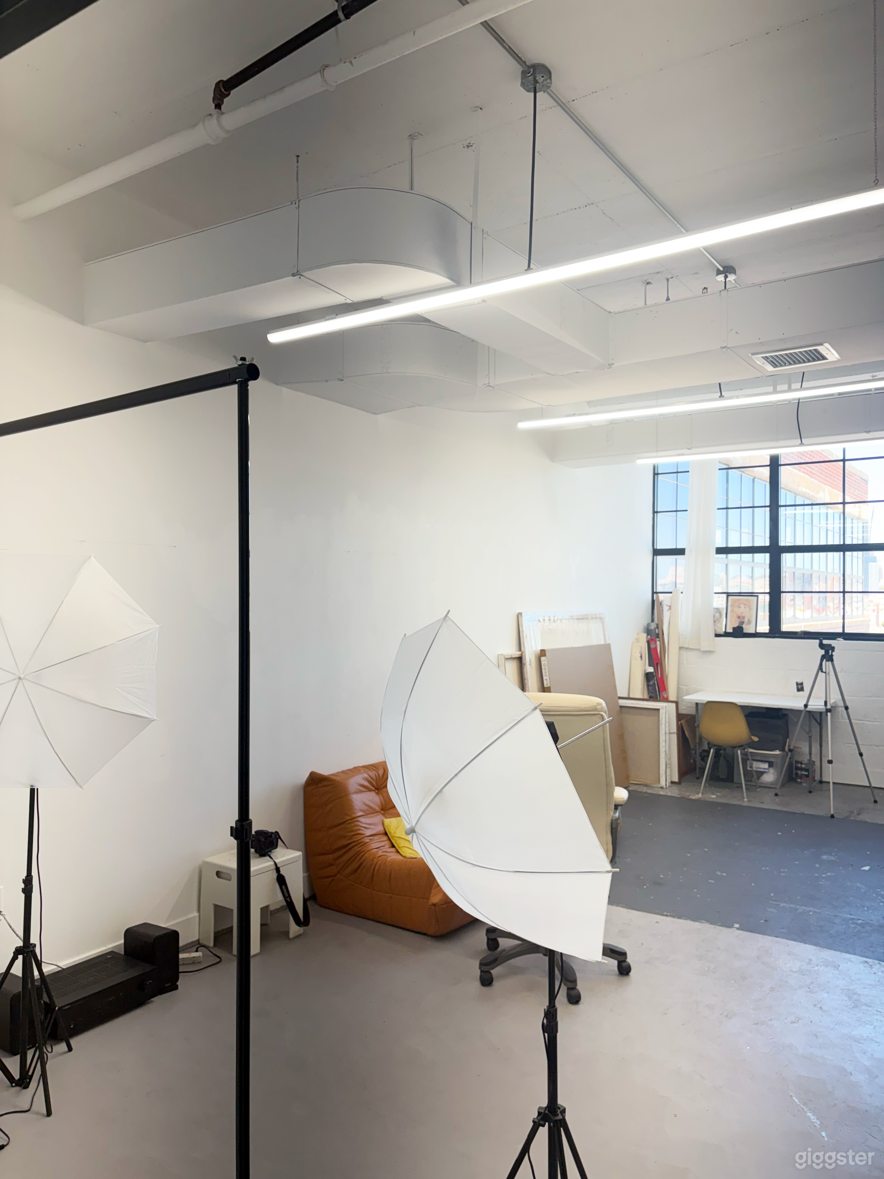 Bright, Equipped Photo Studio - run by artist Photo 2