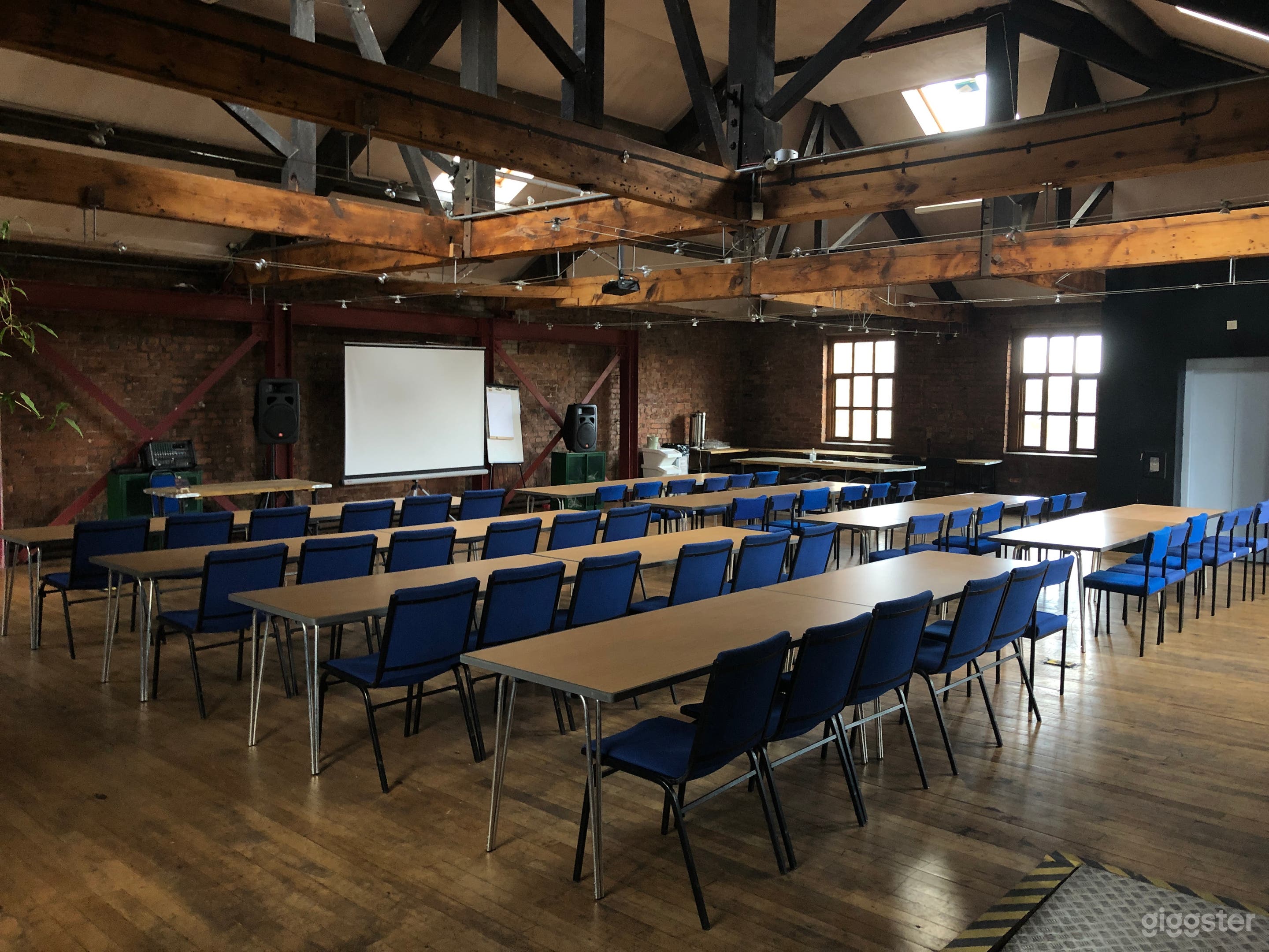 Hidden Gem Silk Loft Attic  Photo 2