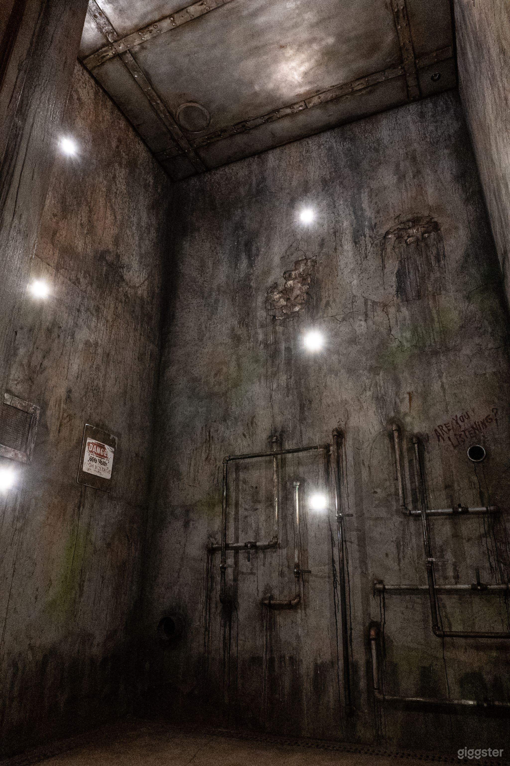 Horror Elevator, Old Home, Backyard w/ RV Trailer Photo 3