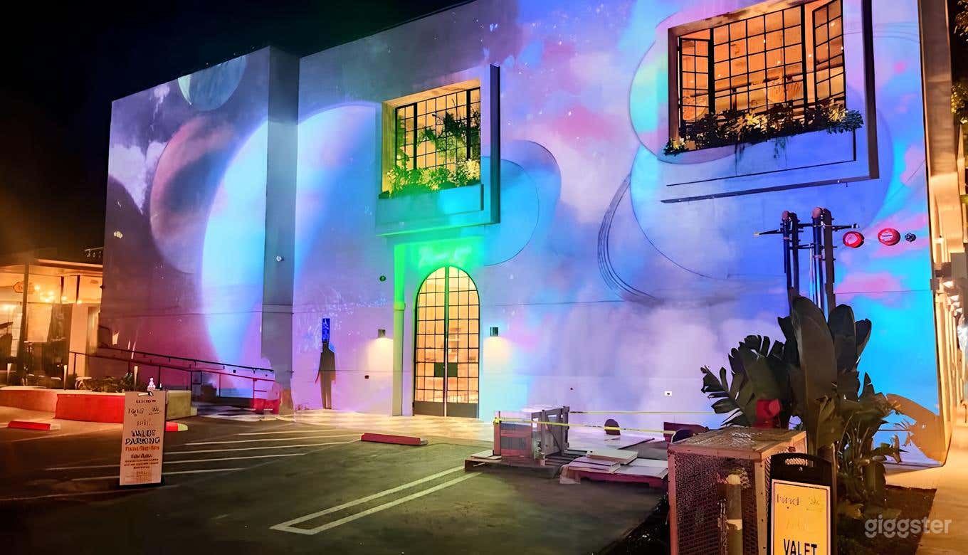 Exquisitely Designed Cannabis Dispensary Photo 4