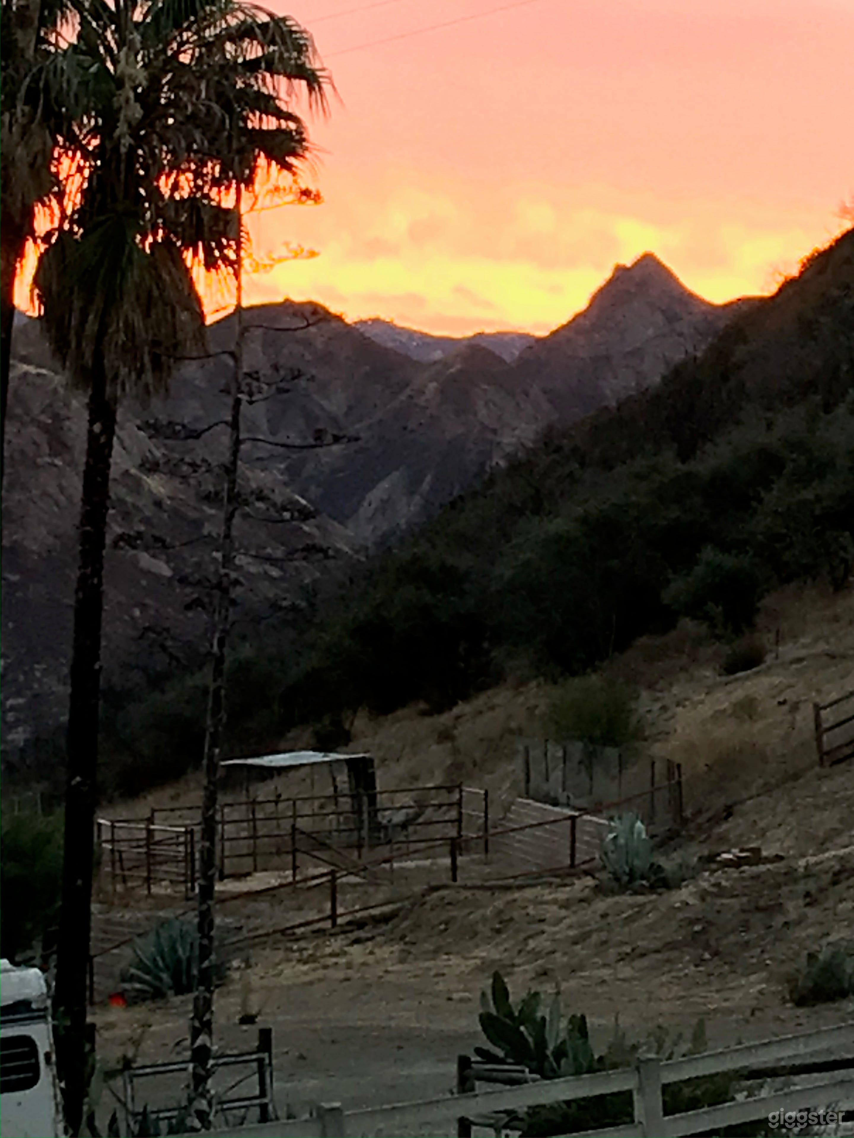 Malibu Lakeside Ranch Retreat Photo 3