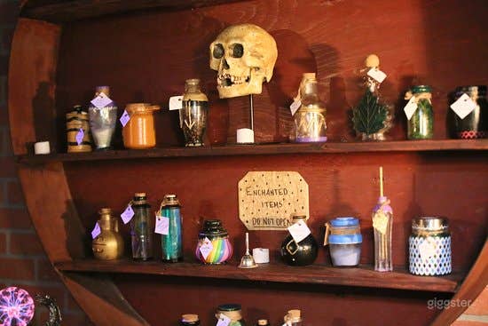  Enchanting Escape Room Experience in Ventura - The Wizard's Lair 