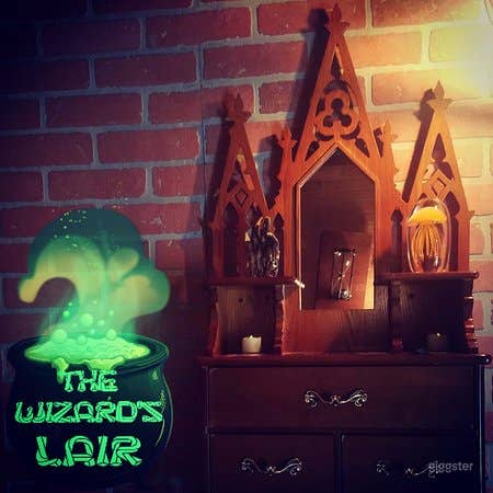  Enchanting Escape Room Experience in Ventura - The Wizard's Lair 