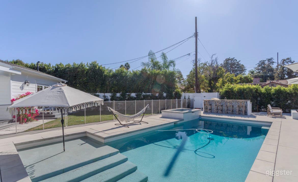 Modern Fenced Pool Photo 1