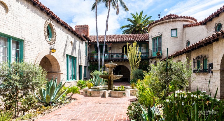  Historic Old Hollywood Courtyard Building 