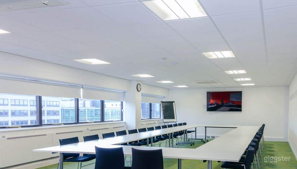 Saxon Boardroom Good for 30 Persons Photo 1