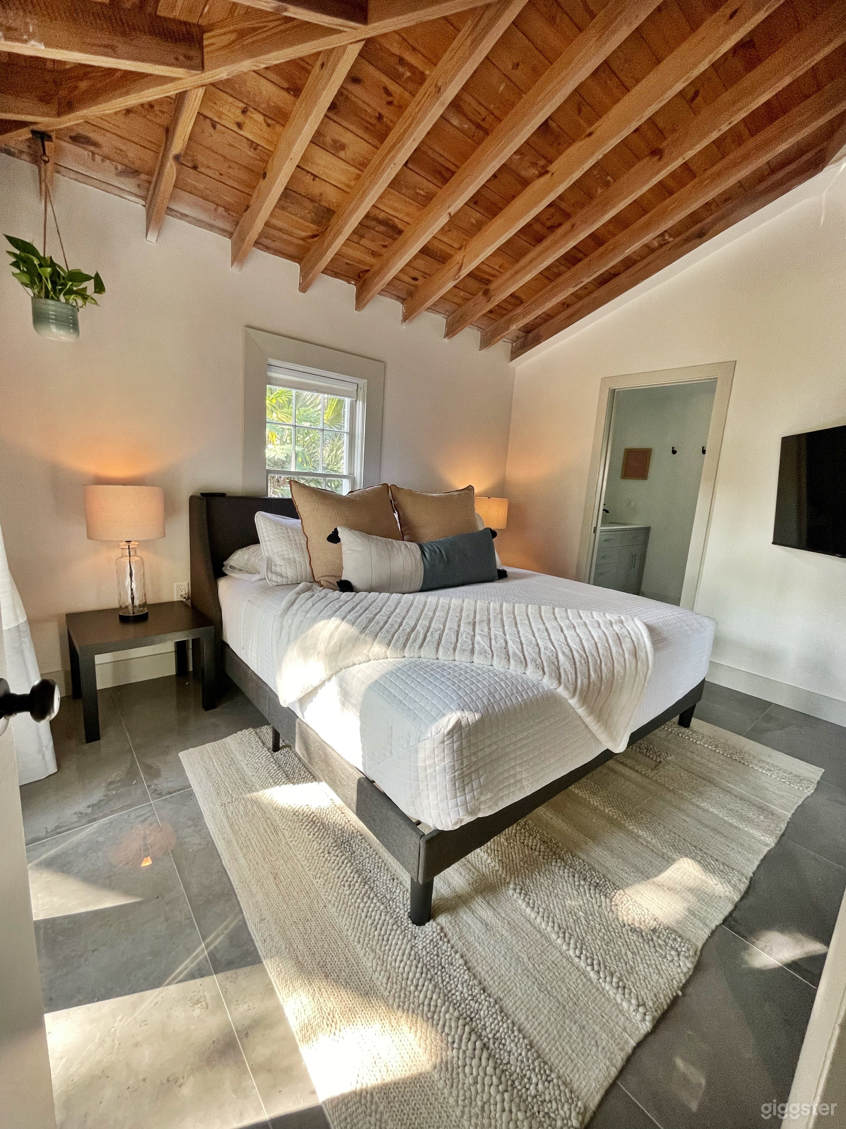 Biscayne Bungalow Photo 2