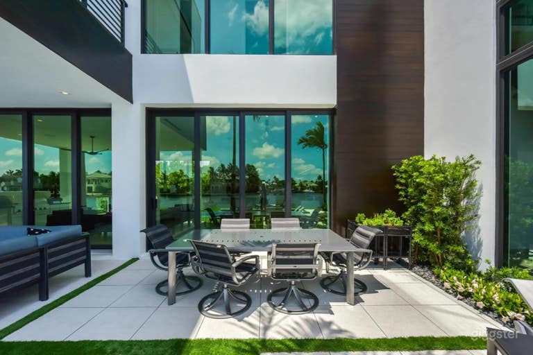 #718 Maison de luxe avec vue sur la voie navigable intracoastale 