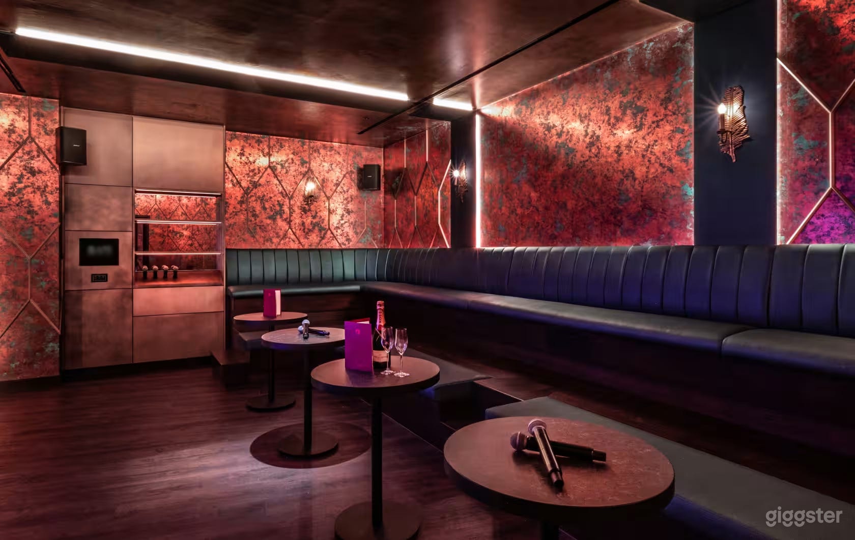 The Peacock Room Photo 1