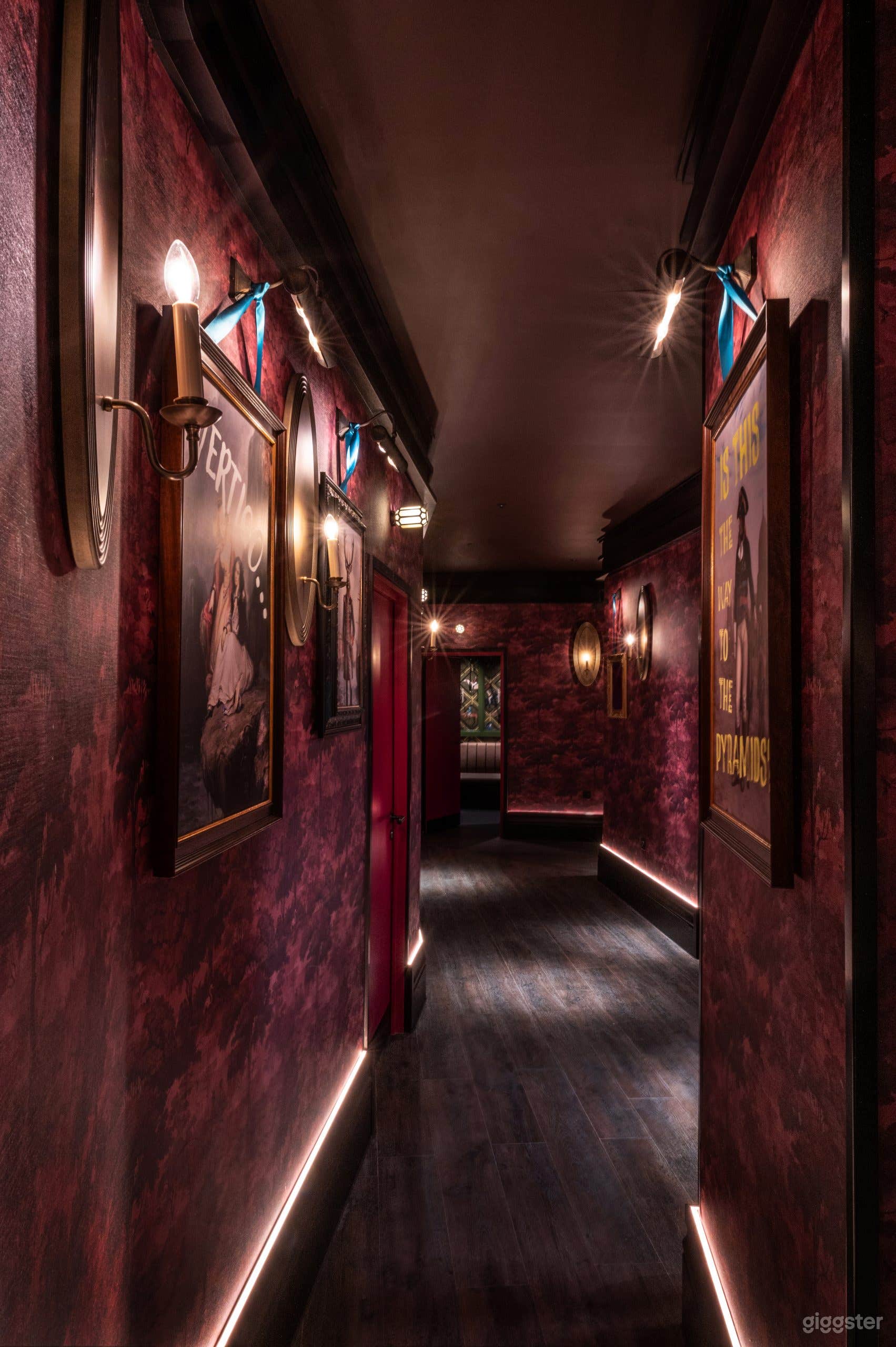 The Peacock Room Photo 4