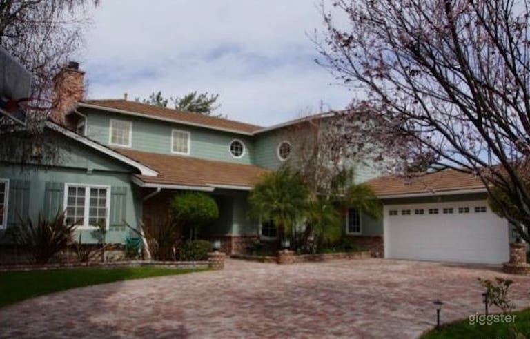  Casa Cape Cod 14,013 