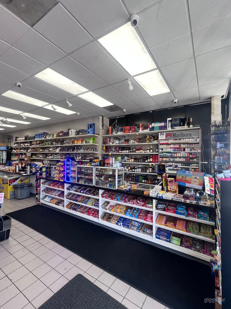  Liquor store, Convenient Grocery store 