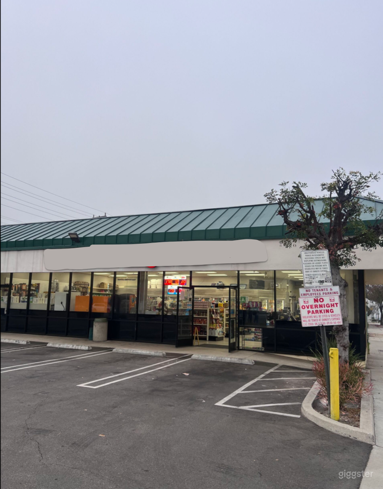  Liquor store, Convenient Grocery store 