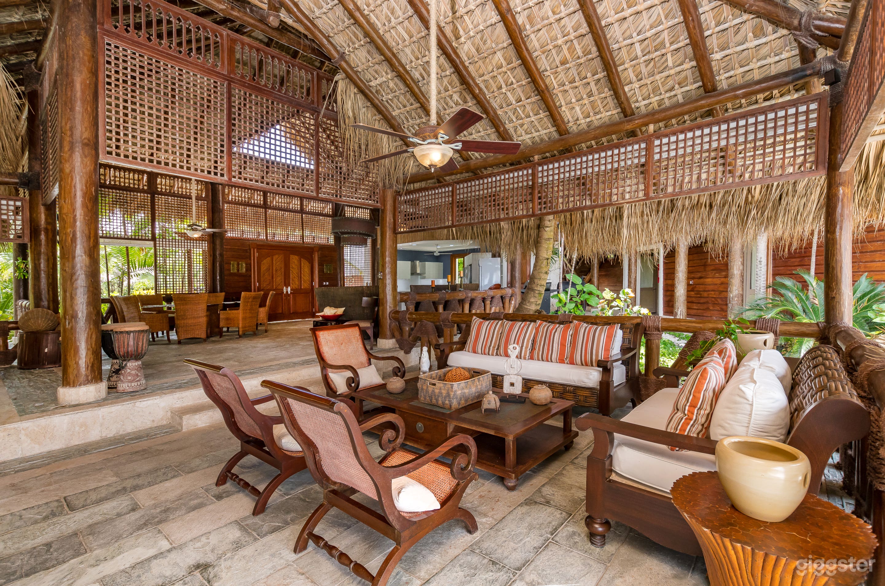 Caleton Beach Villa #8 Photo 4