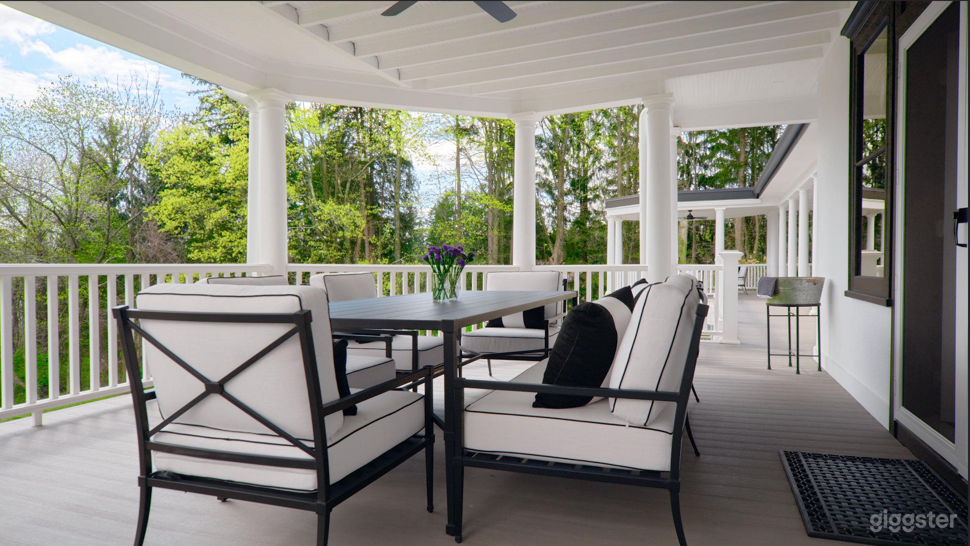 Hudson Valley Mansion Photo 3