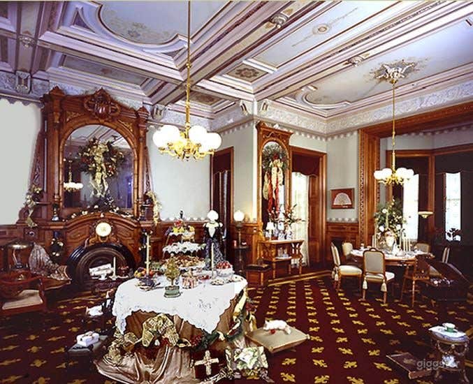 Period mansion home: Location 4016 Photo 2