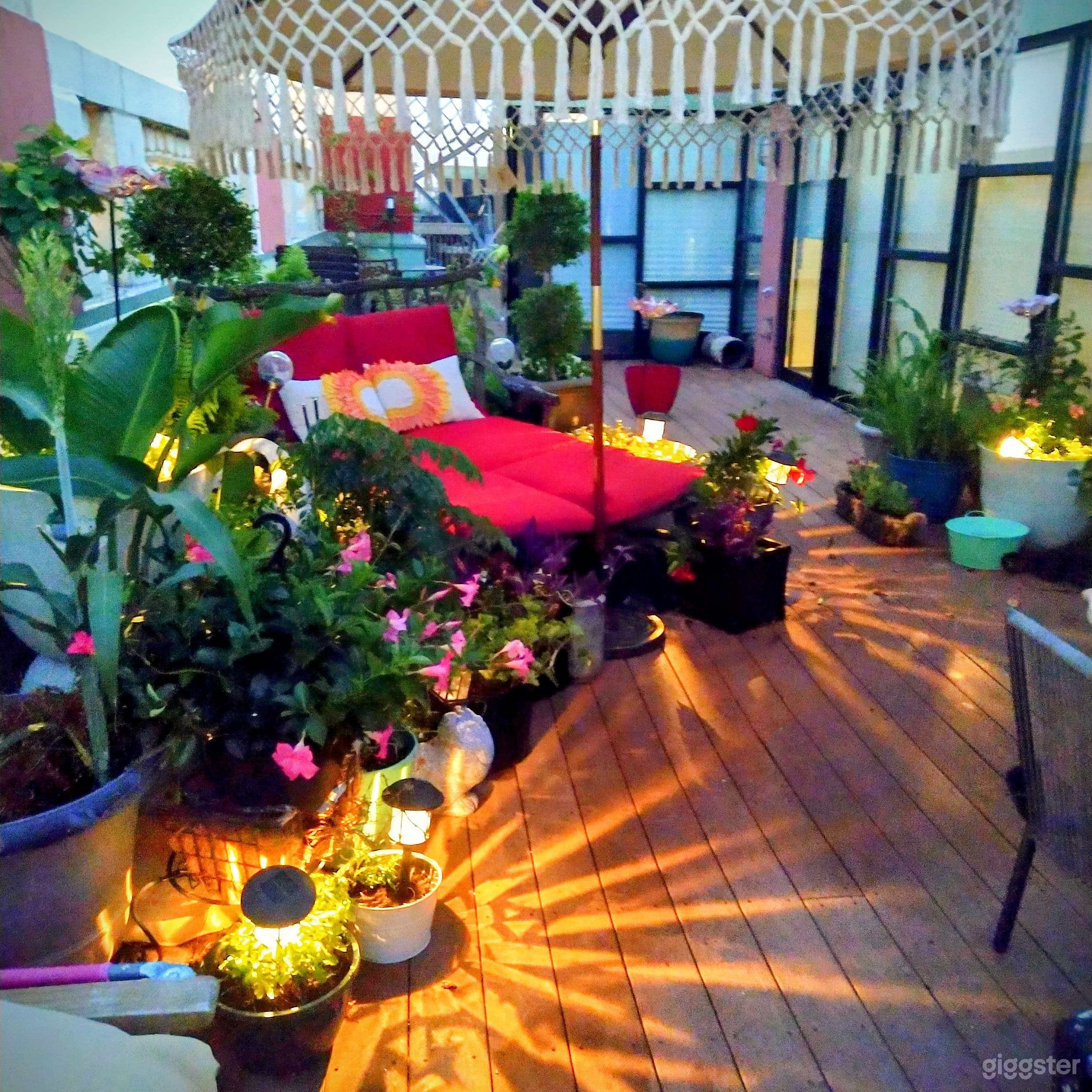 Penthouse Dreams  Photo 1