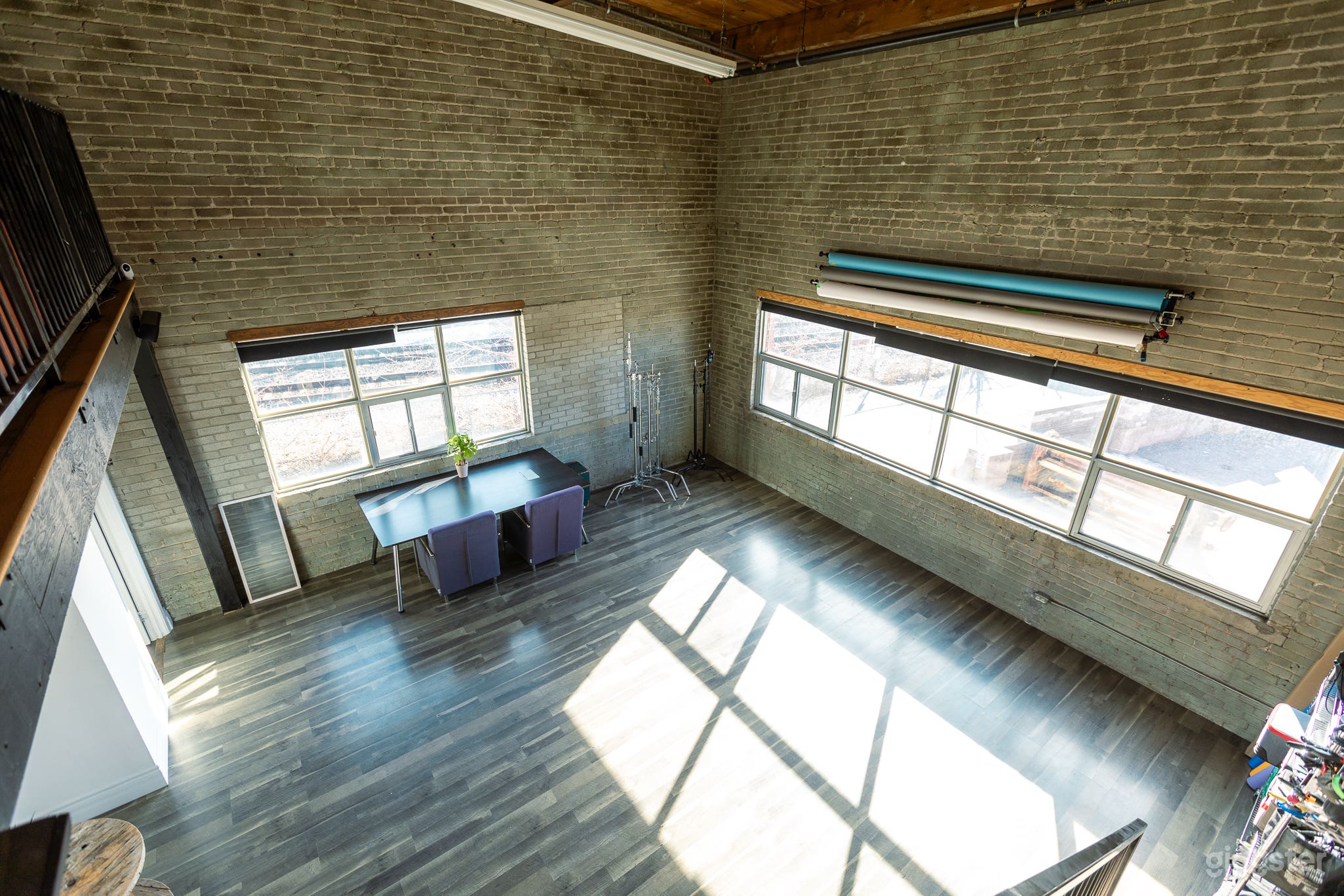 Bright &amp; Beautiful Multi-Purpose Loft Studio Photo 1