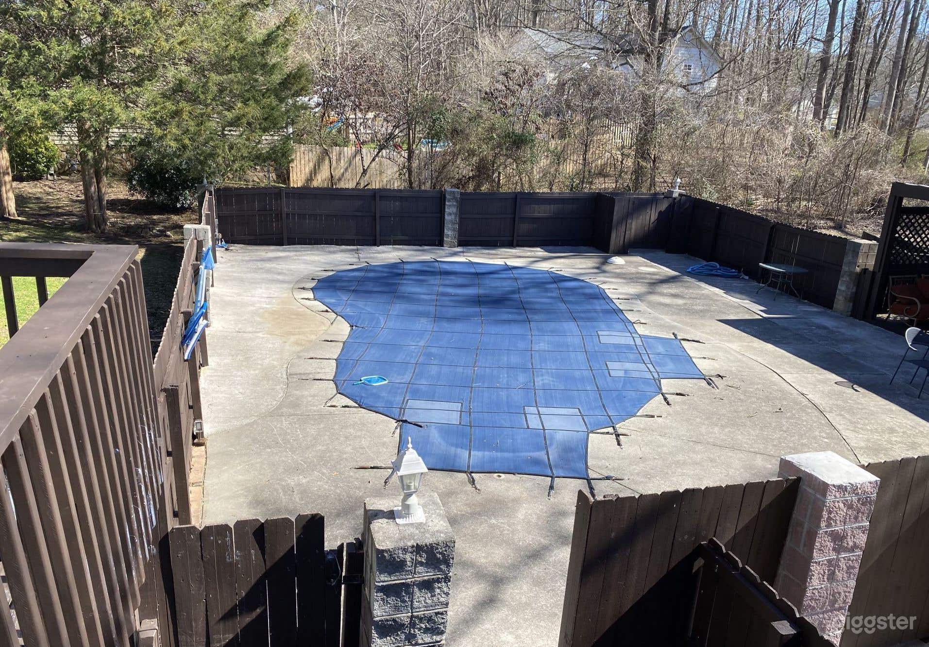 Modern Poolside Retreat in Austell Photo 4