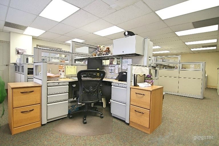  Cubicle area 