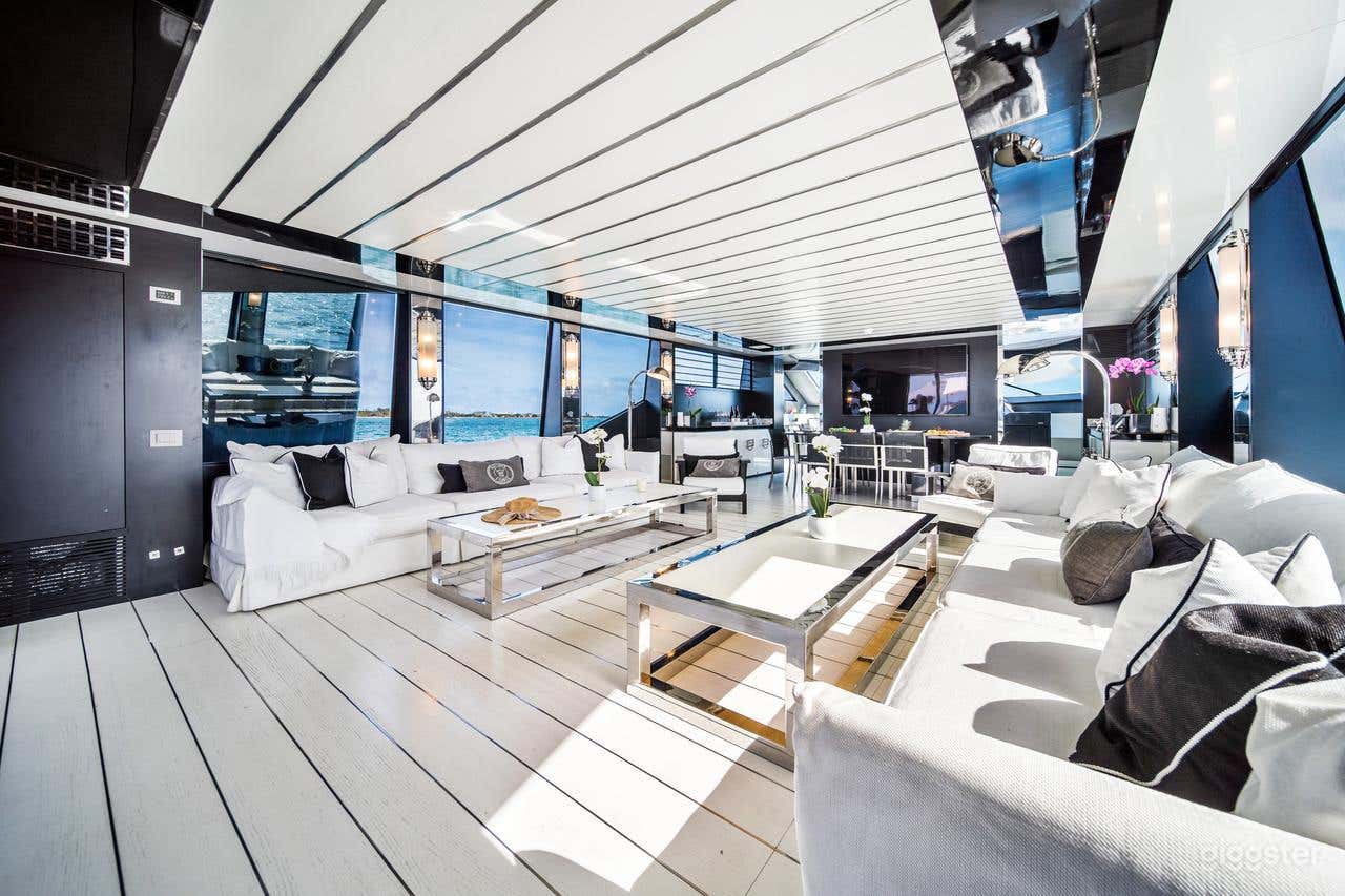 120Ft Technomar Yacht Photo 4