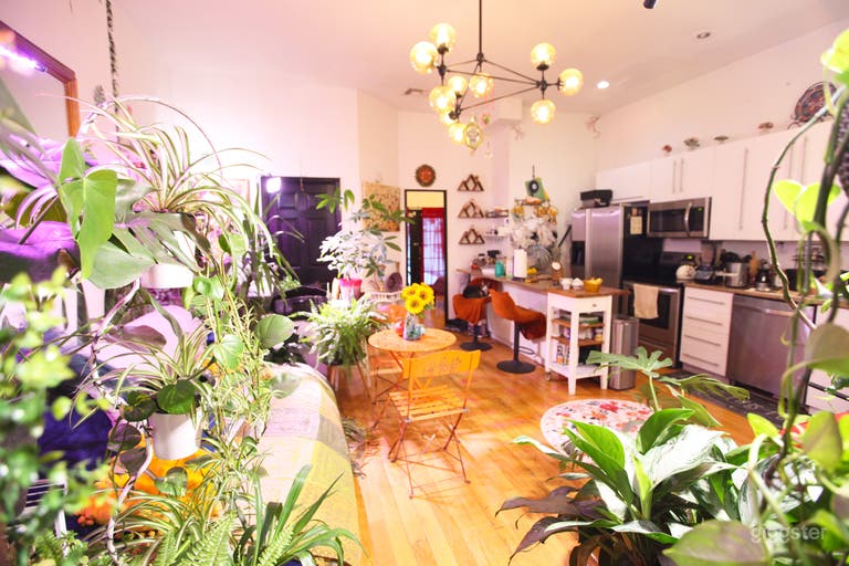  Plant-filled Boho Space 