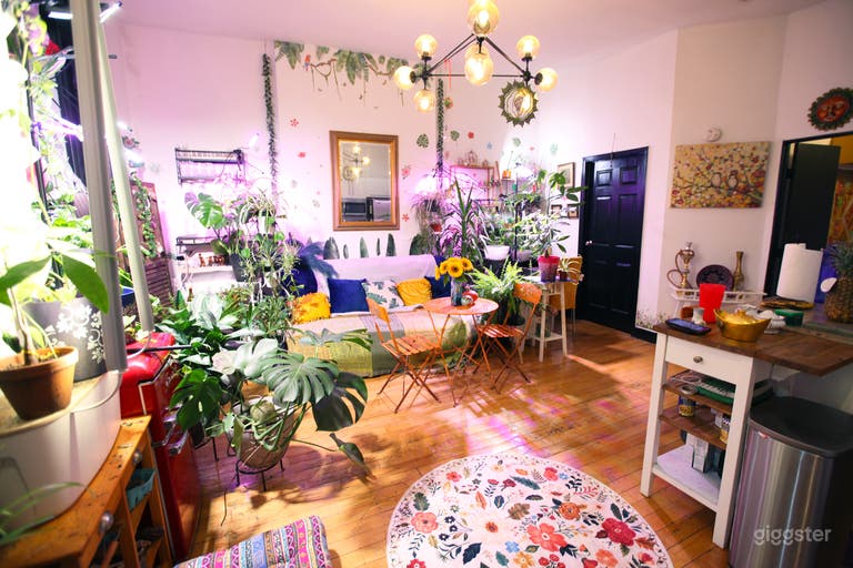  Plant-filled Boho Space 