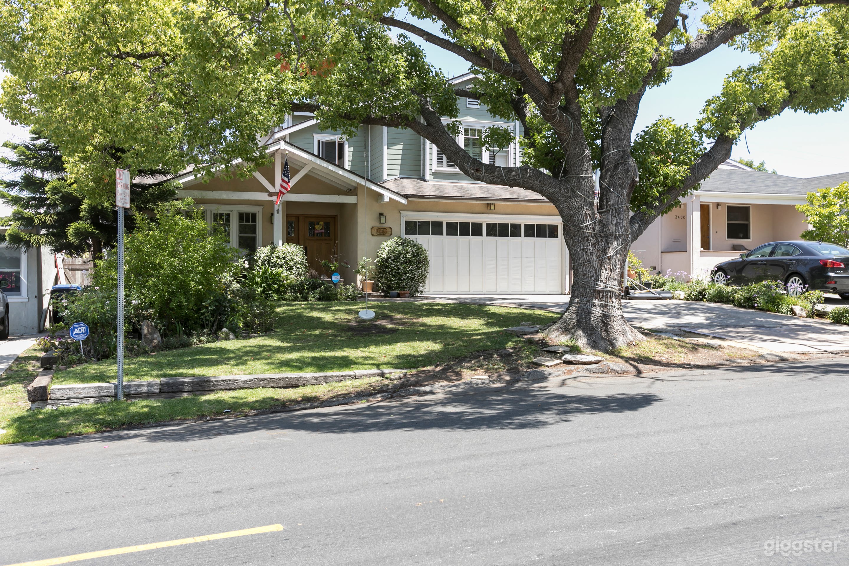 Craftsman Style Home Photo 3